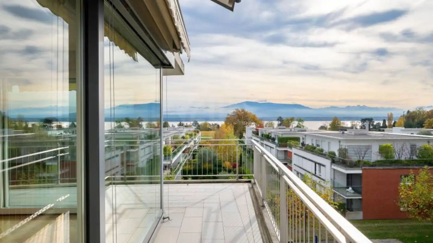 Apartment for sale - 1296 Coppet - Photo 2