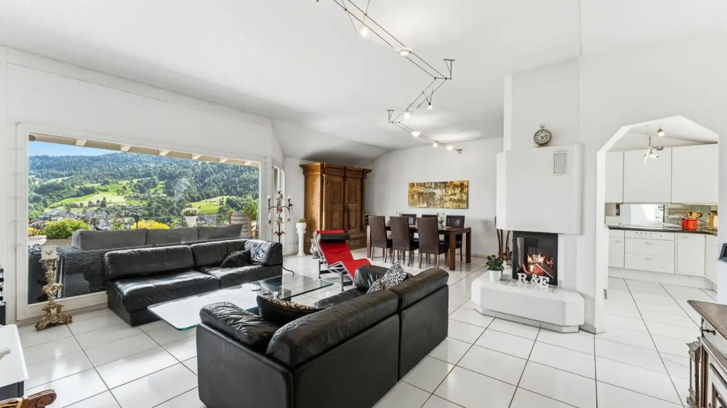 Appartamento a gradini in vendita - Ehrendingenstrasse 4b, 6010 Kriens