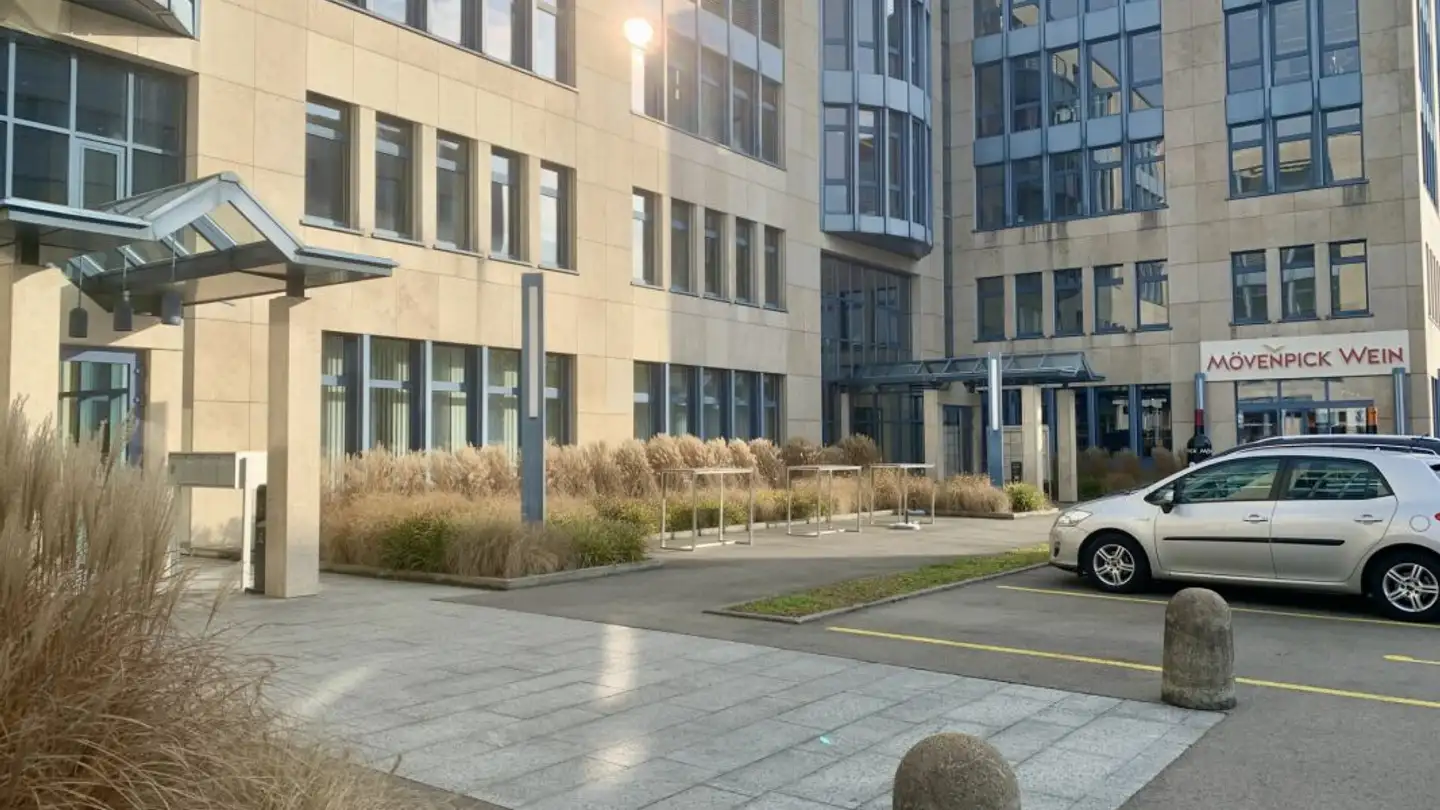 Bürofläche mieten - Grundstrasse 12, 6343 Rotkreuz