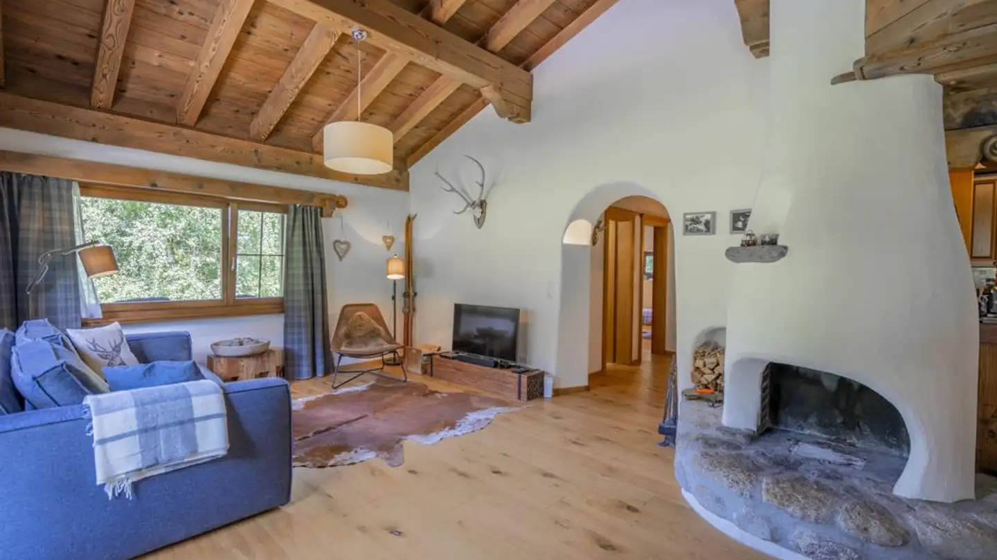 Attic flat for sale - Untere Aeujerstrasse 9, 7250 Klosters - Photo 2