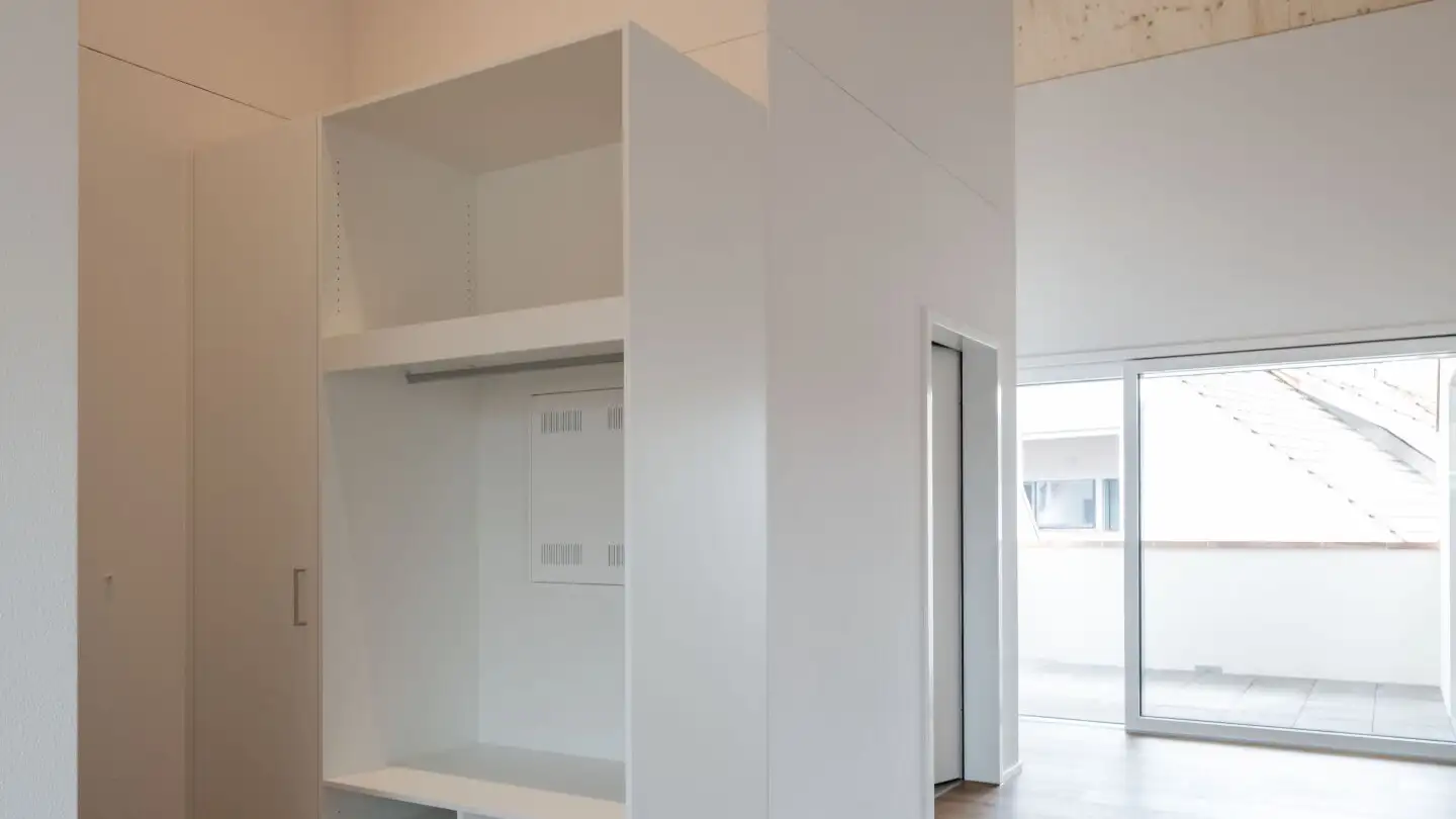 Dachgeschosswohnung mieten - Tegerfelderstrasse, 5303 Würenlingen - Foto 4