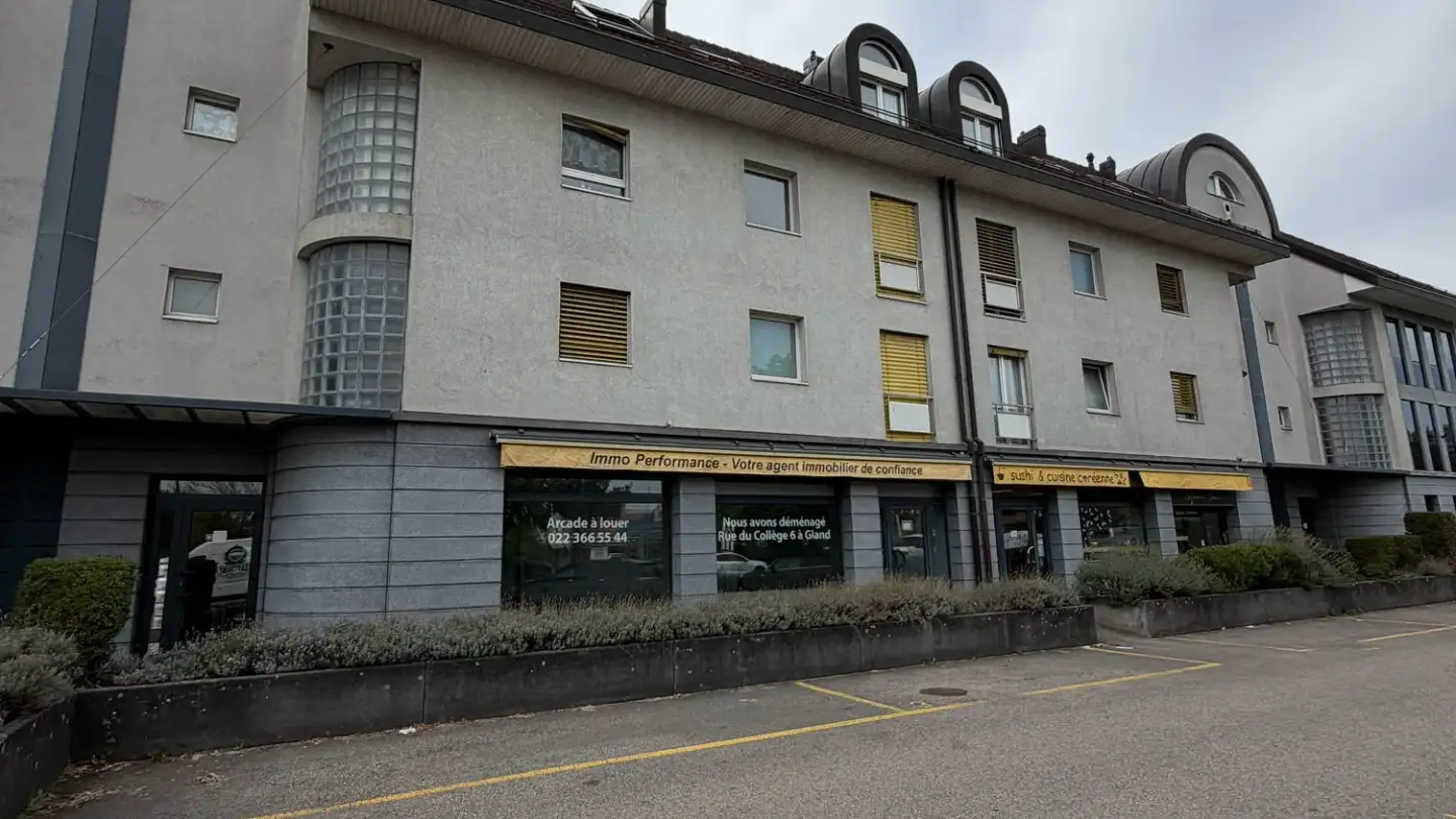 Überdachter Parkplatz mieten - Avenue Du Mont-Blanc 14, 1196 Gland - Foto 3