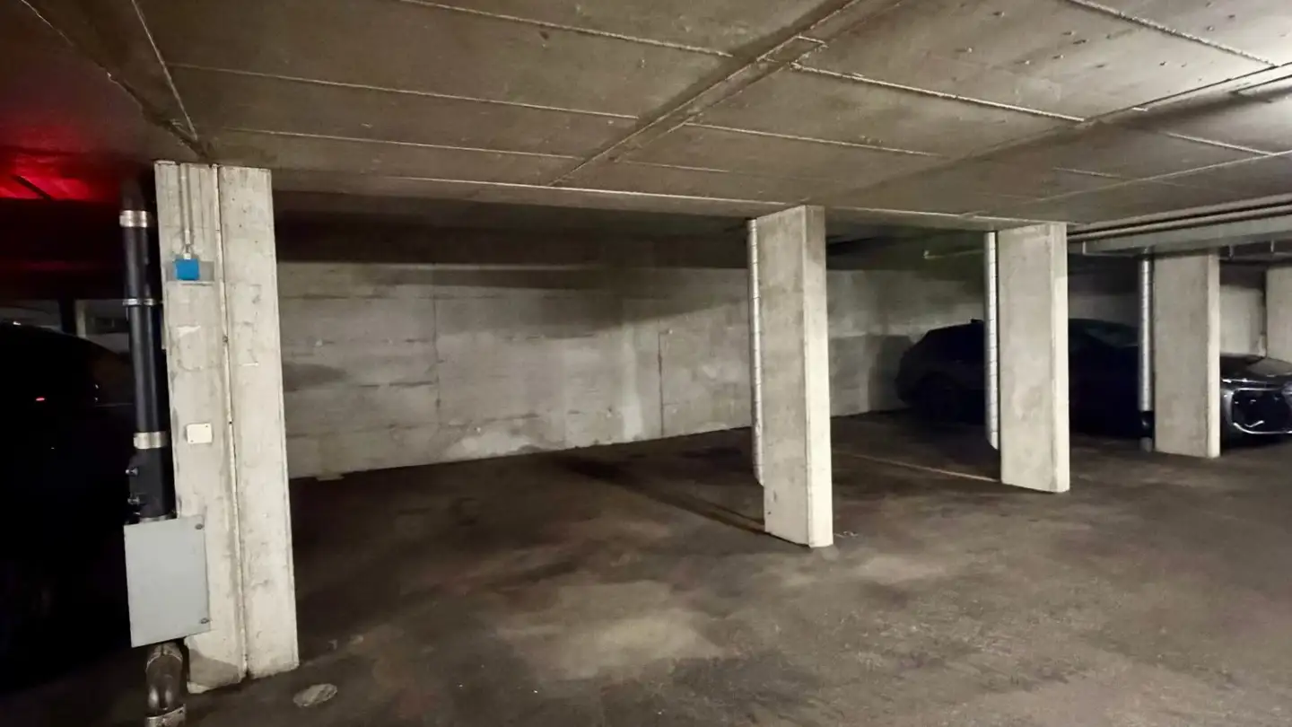 Überdachter Parkplatz mieten - Avenue Du Mont-Blanc 14, 1196 Gland - Foto 4