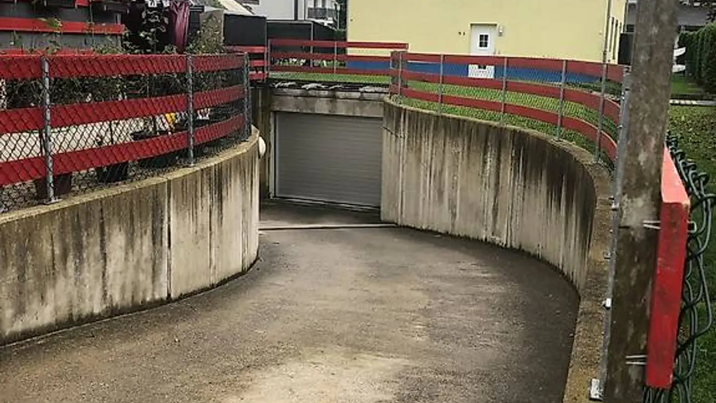 Outdoor parking space for rent - Allmendstrasse 94, 3661 Uetendorf