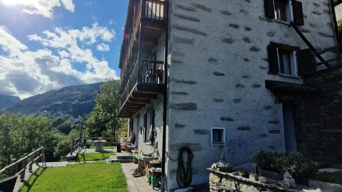 Appartement à vendre - Comologno, 6663 Comologno - Photo 2