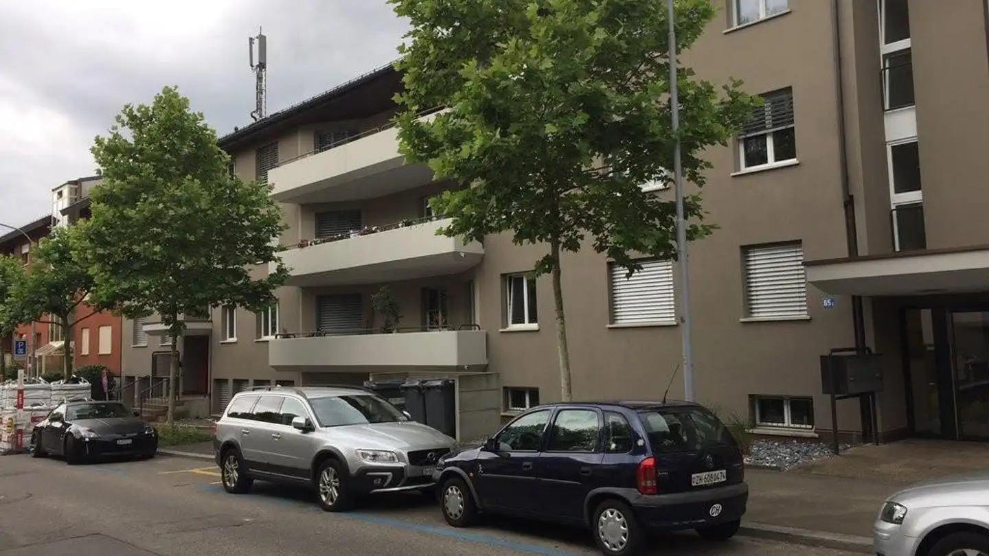 Parkplatz im Freien mieten - Eugen-Huber-Strasse 65a, 8048 Zürich
