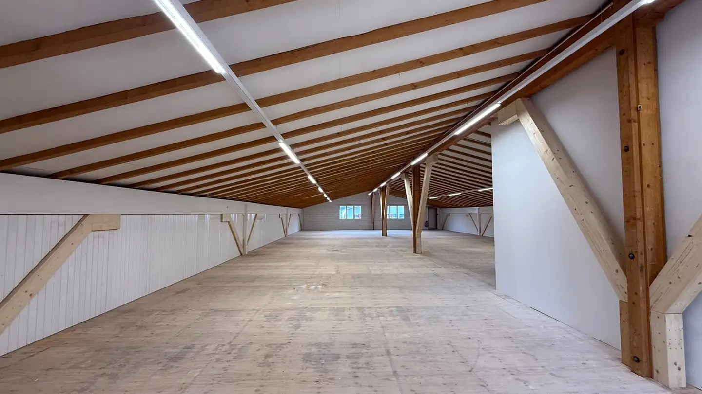 Spazio di archiviazione in affitto - Schwyzerstrasse, 6440 Brunnen - Photo 2