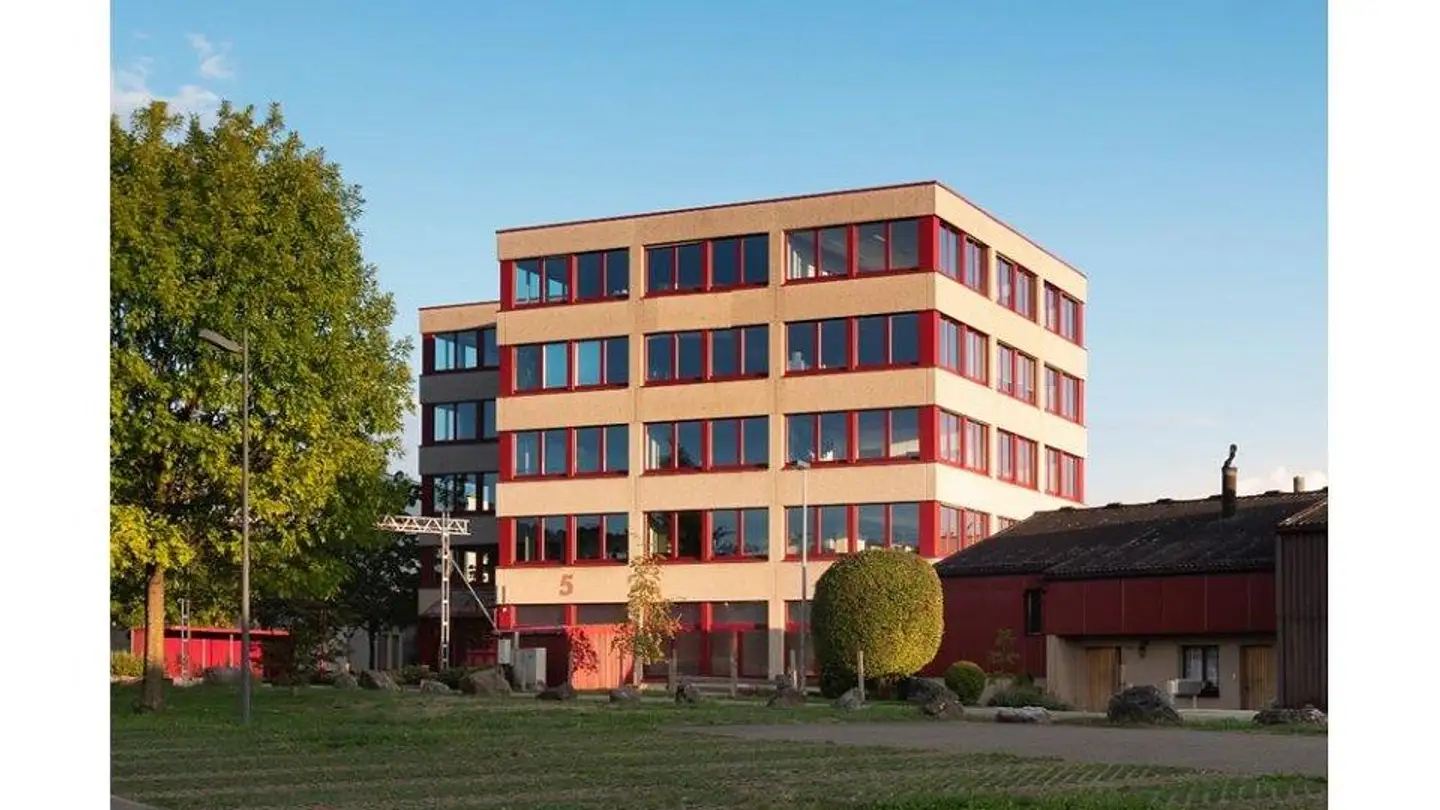 Office space for rent - 8340 Hinwil - Photo 2