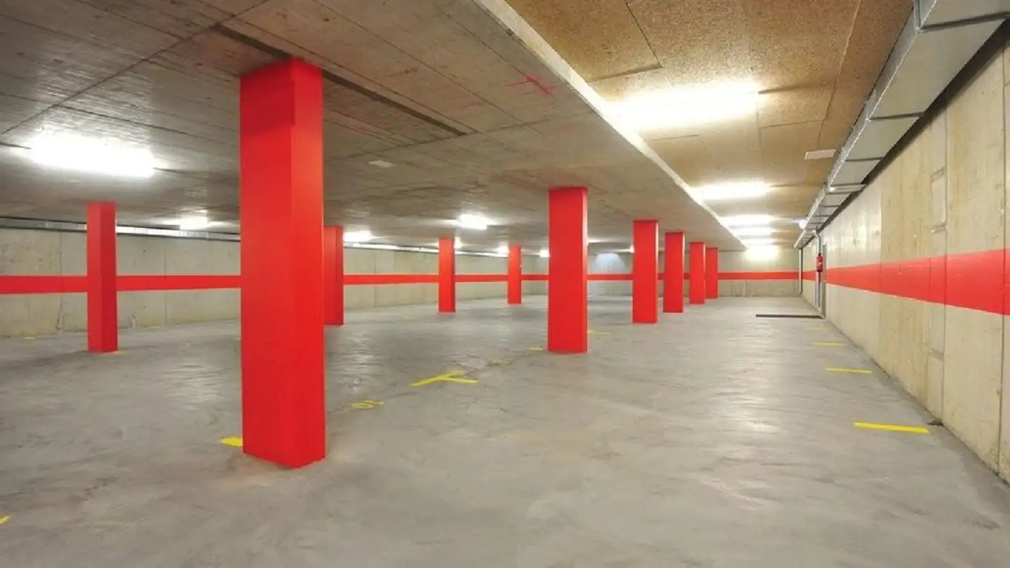 Place de parking souterraine à louer - Säntisstrasse 6, 8302 Kloten