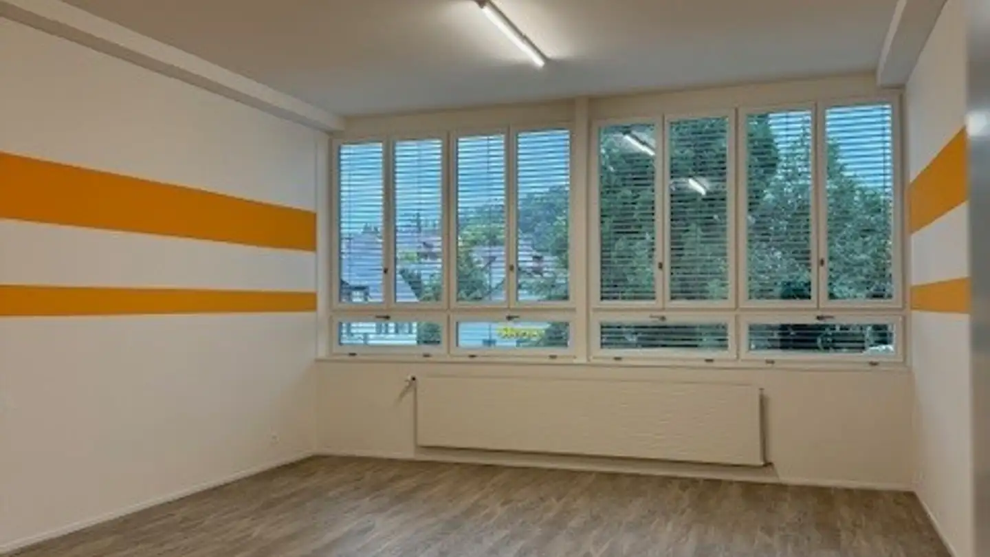 Commercial à louer - Bertschikerstrasse 2, 8620 Wetzikon ZH - Photo 2