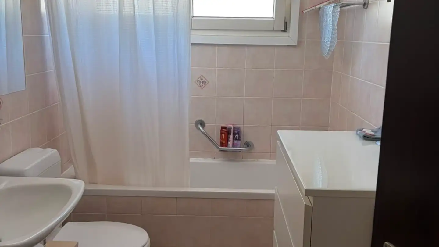 Apartment for rent - Via Stefano Franscini 9, 6710 Biasca - Photo 3