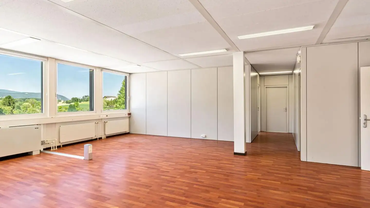 Office space for rent - Route De Soleure 12, 2072 St-Blaise - Photo 4