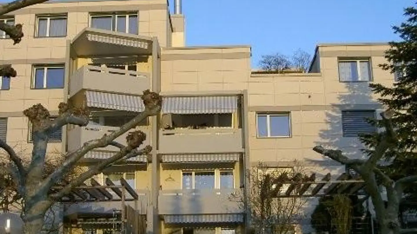 Place de parking souterraine à louer - Eichelackerstrasse 35, 8106 Adlikon b. Regensdorf