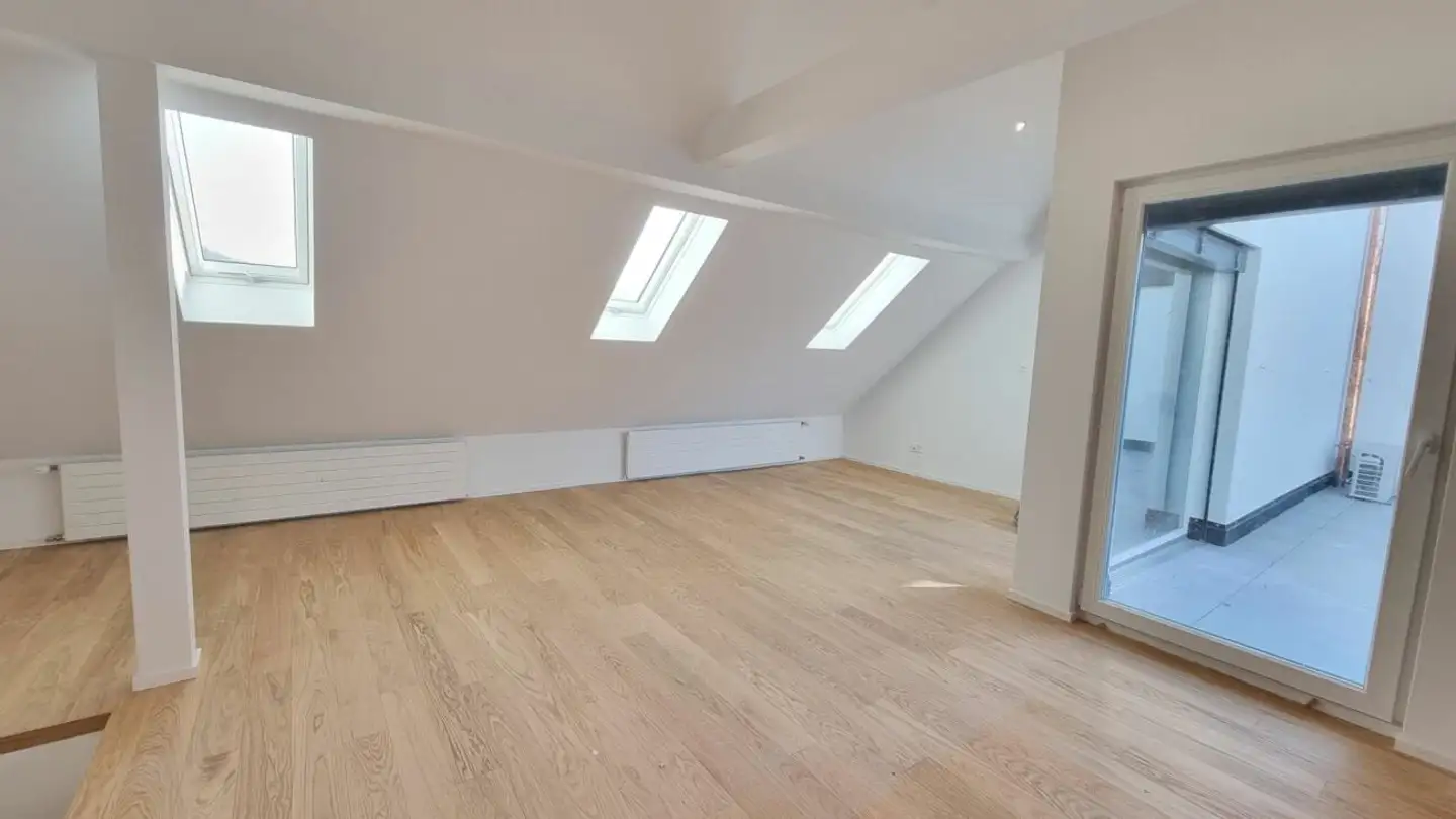 Attic flat for rent - Aarauerstrasse 73, 4600 Olten - Photo 4
