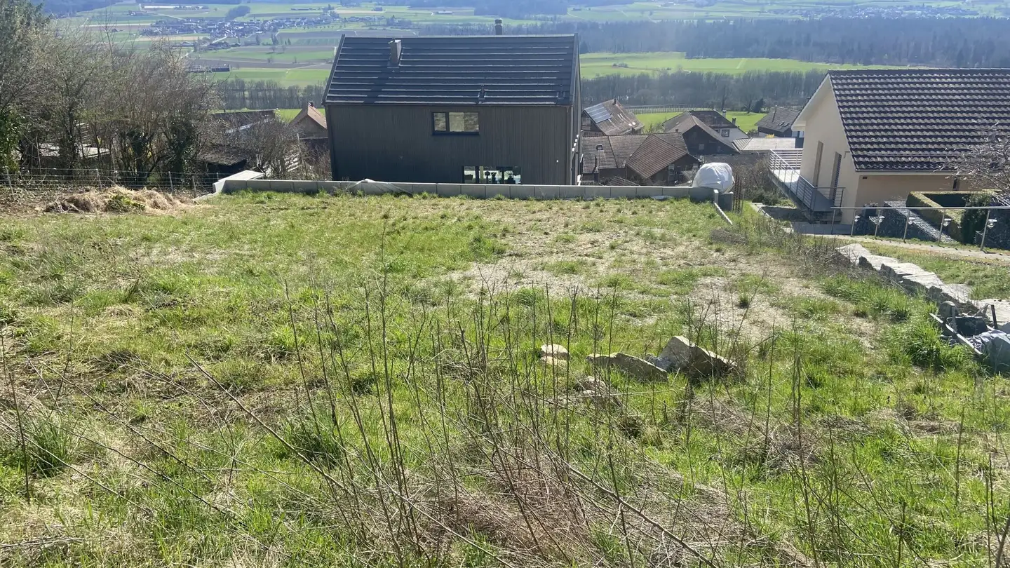 Constructible plot for sale - Schaffhauserstrasse, 8525 Niederneunforn - Photo 2