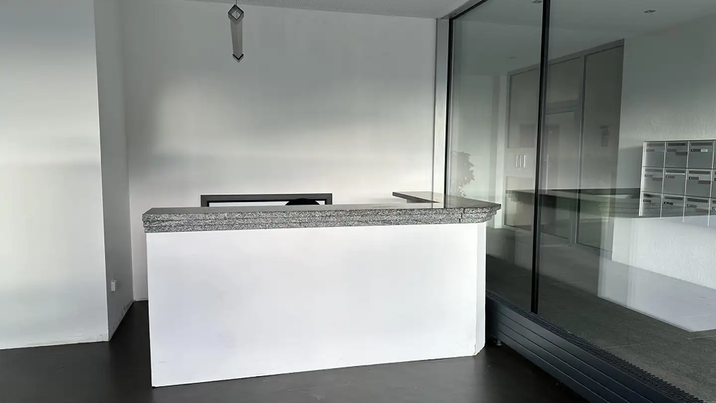 Spazio ufficio in affitto - Via Ai Molini 3, 6616 Losone - Foto 2