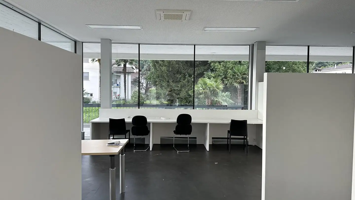 Spazio ufficio in affitto - Via Ai Molini 3, 6616 Losone - Foto 3