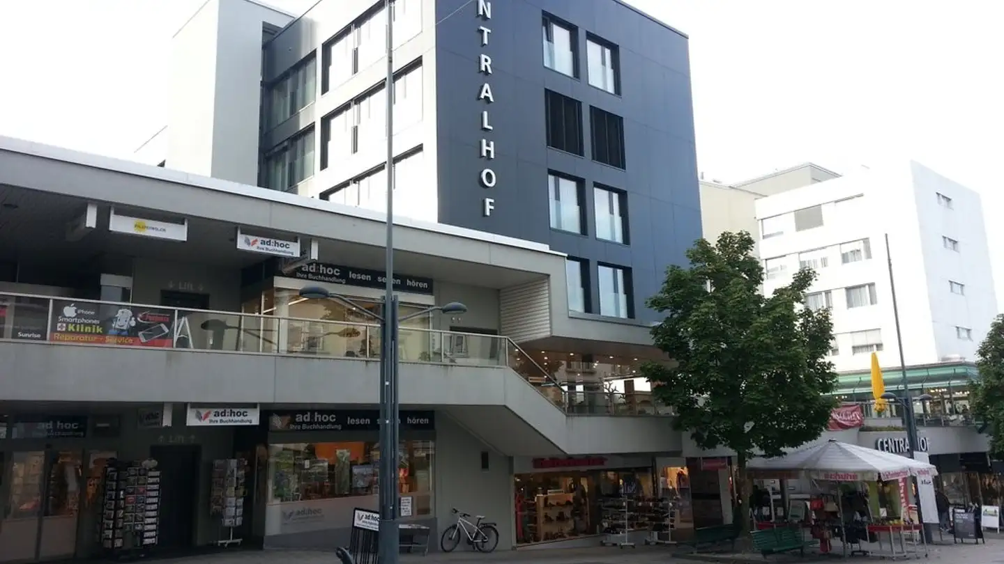 Negozio con vetrina in affitto - Obere Bahnhofstrasse 49, 9500 Wil SG