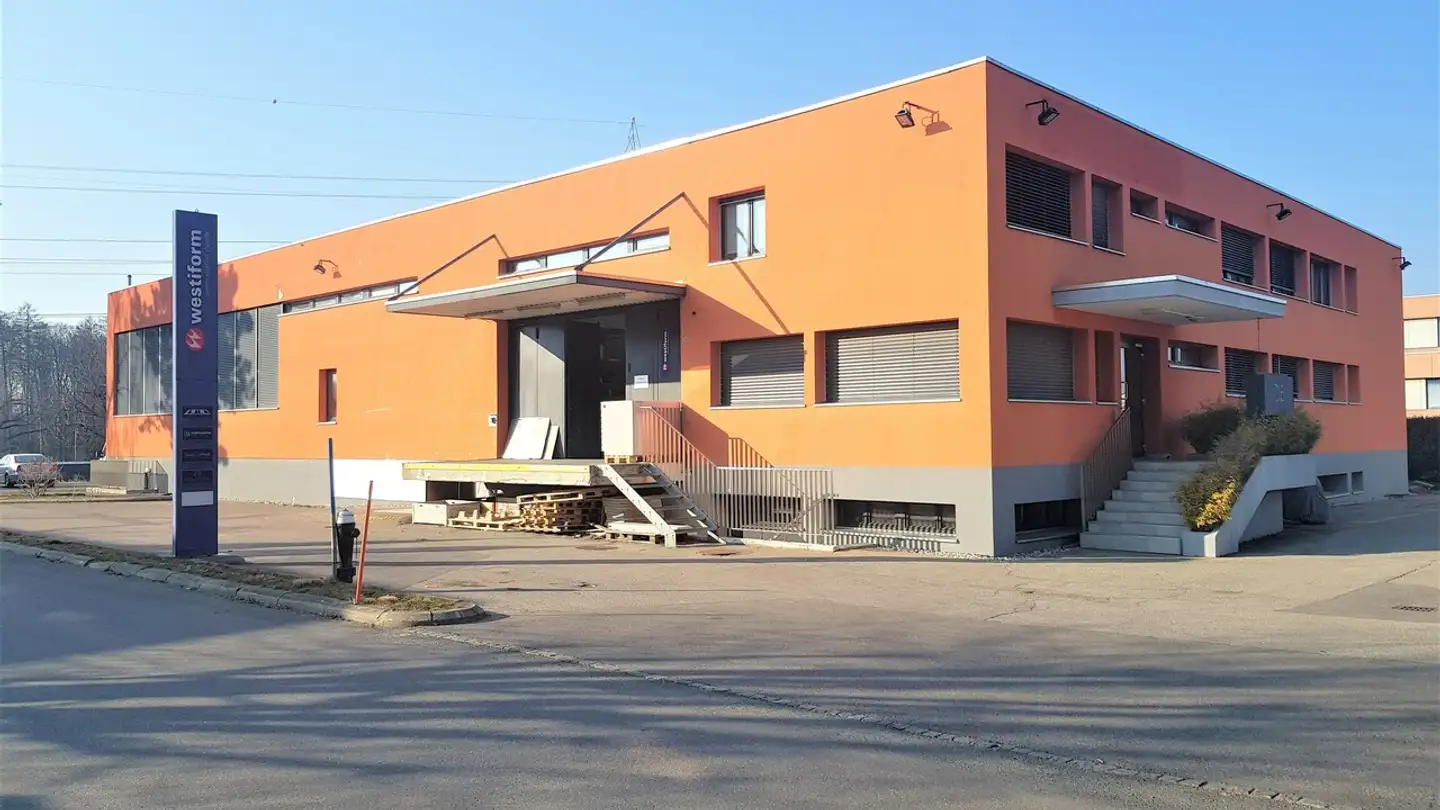 Storage space for rent - Chemin De Budron, 1052 Le Mont-sur-Lausanne