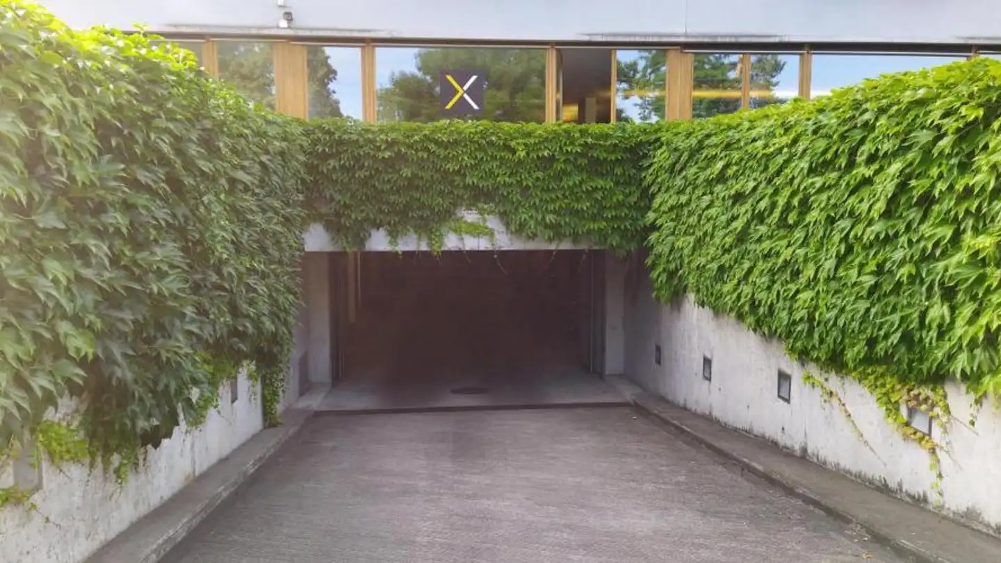 Parcheggio interno per moto in affitto - Rüchligweg 55, 4125 Riehen