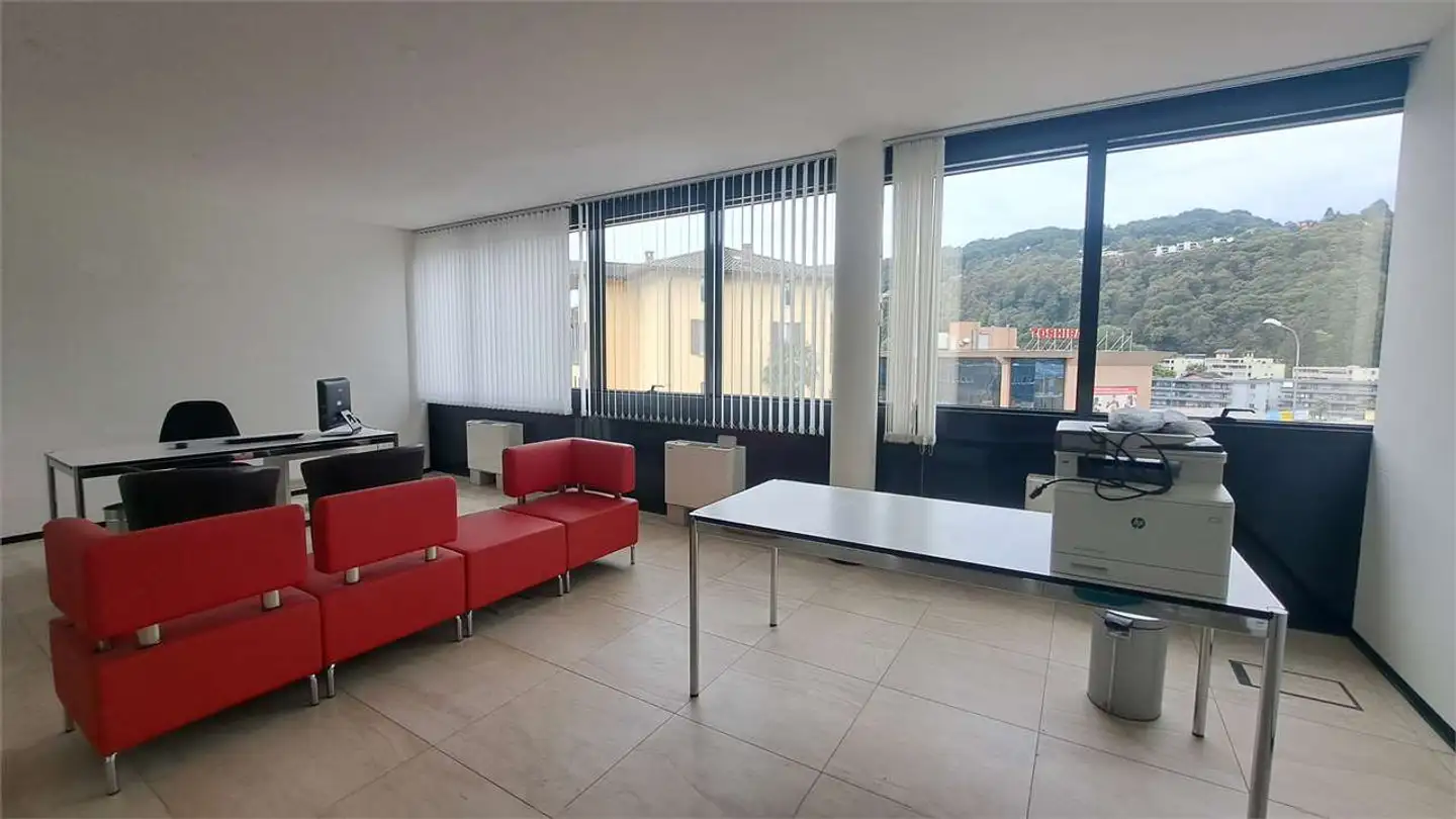 Bureau à louer - 6915 Pambio-Noranco - Photo 2