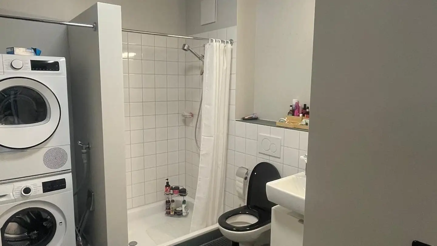 Appartement à louer - 8047 Zürich - Photo 2