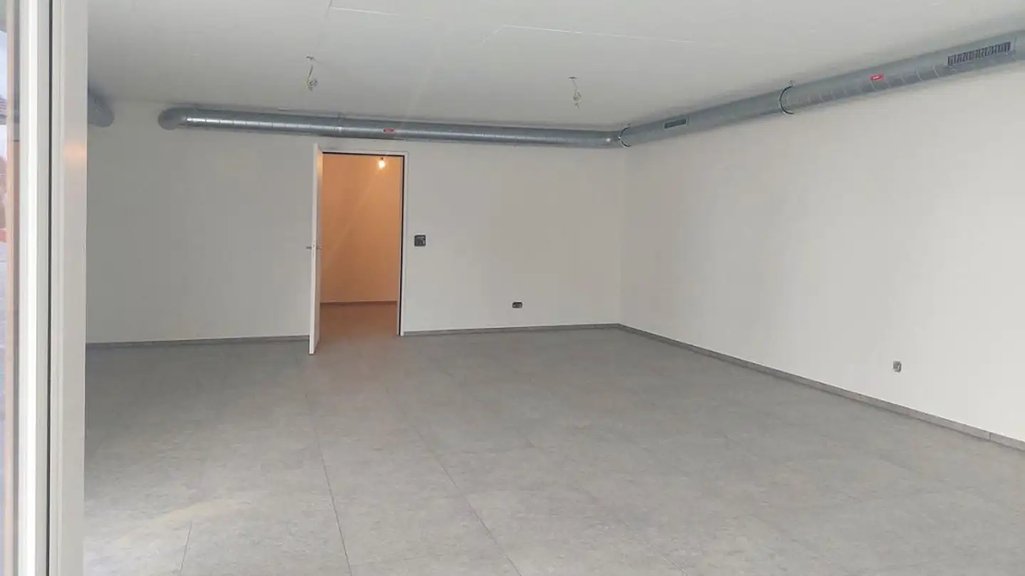Shop for rent - Dorfstrasse 10, 3115 Gerzensee - Photo 2