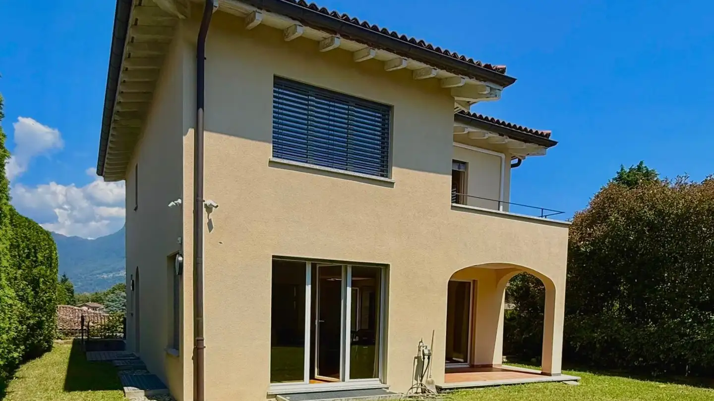 Villa in vendita - Via Rubiana 23, 6925 Gentilino