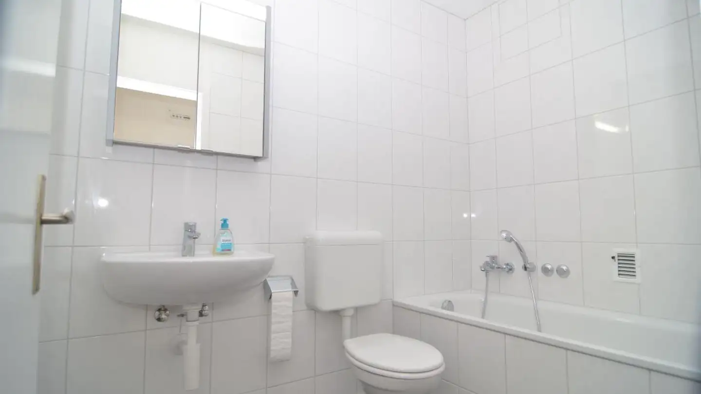 Apartment for rent - Schaffhauserstrasse 40, 8222 Beringen - Photo 3