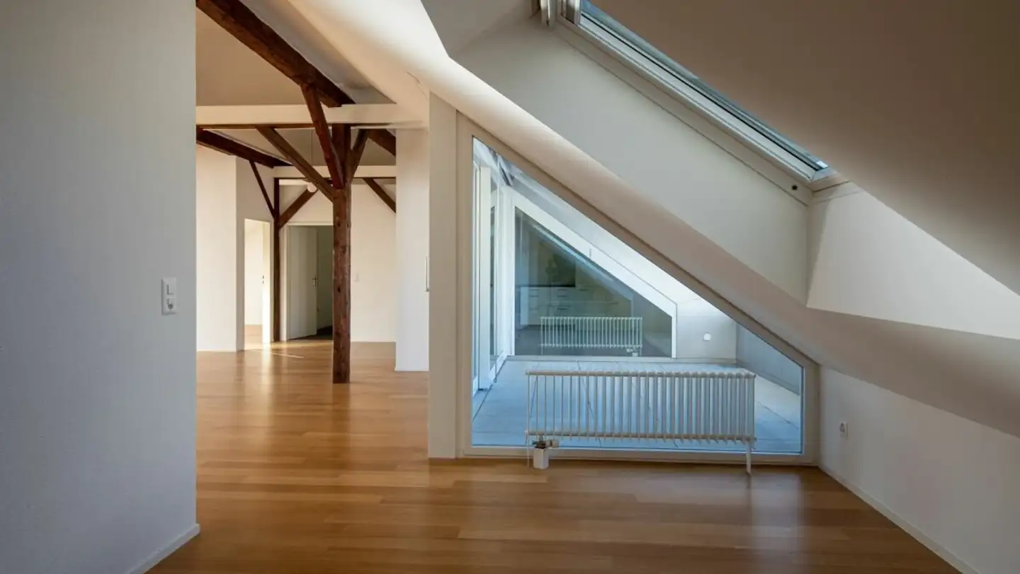 Attic flat for rent - Aeschengraben 18, 4051 Basel - Photo 2