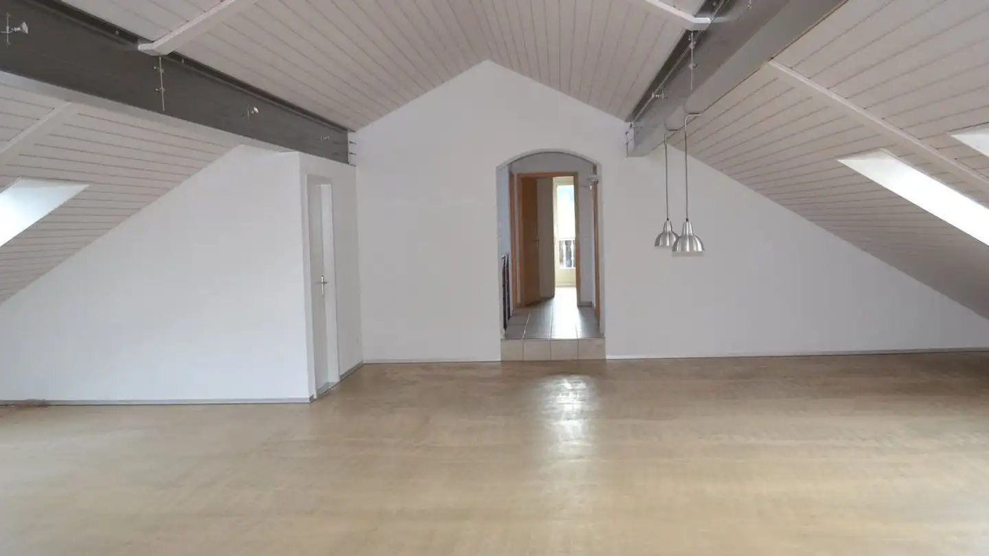 Dachgeschosswohnung mieten - Thuracker 3, 8548 Ellikon an der Thur