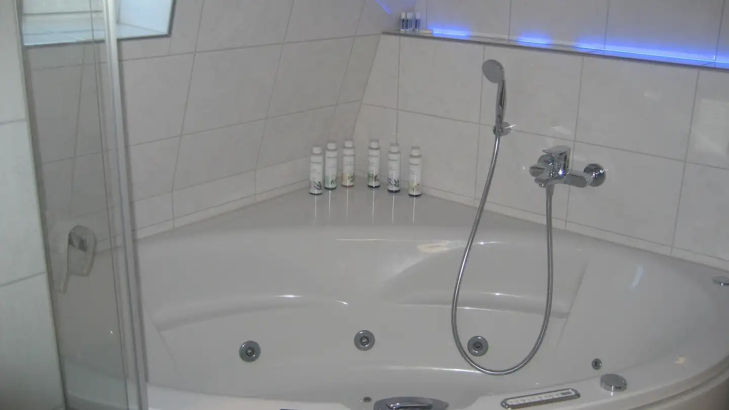 Single room for rent - Zielweg 6, 9230 Flawil - Photo 4