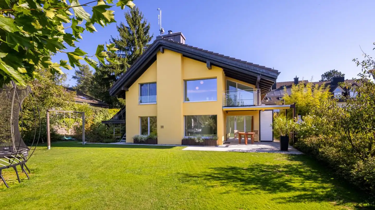 Single house for sale - 8816 Hirzel