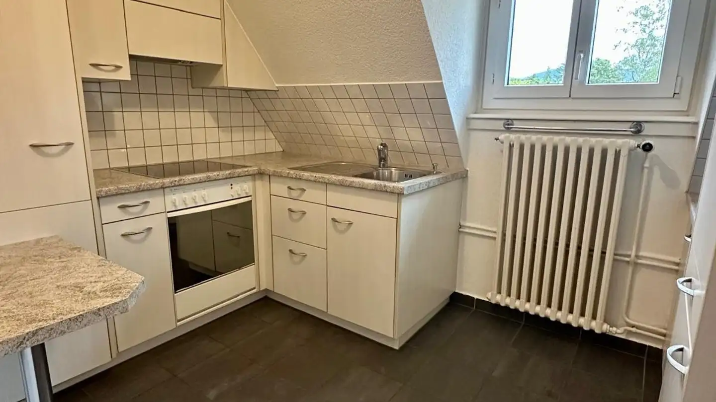 Attique à louer - Crêt-Du-Haut / Hochrain 16, 2502 Biel/Bienne - Photo 4