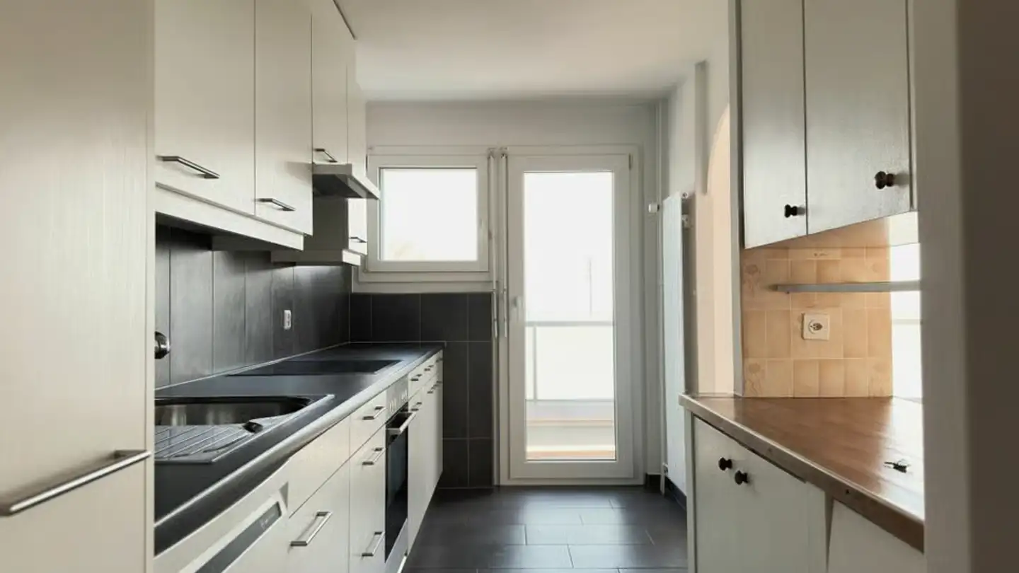 Appartement à louer - Rue De Porcena 31, 2035 Corcelles NE - Photo 2