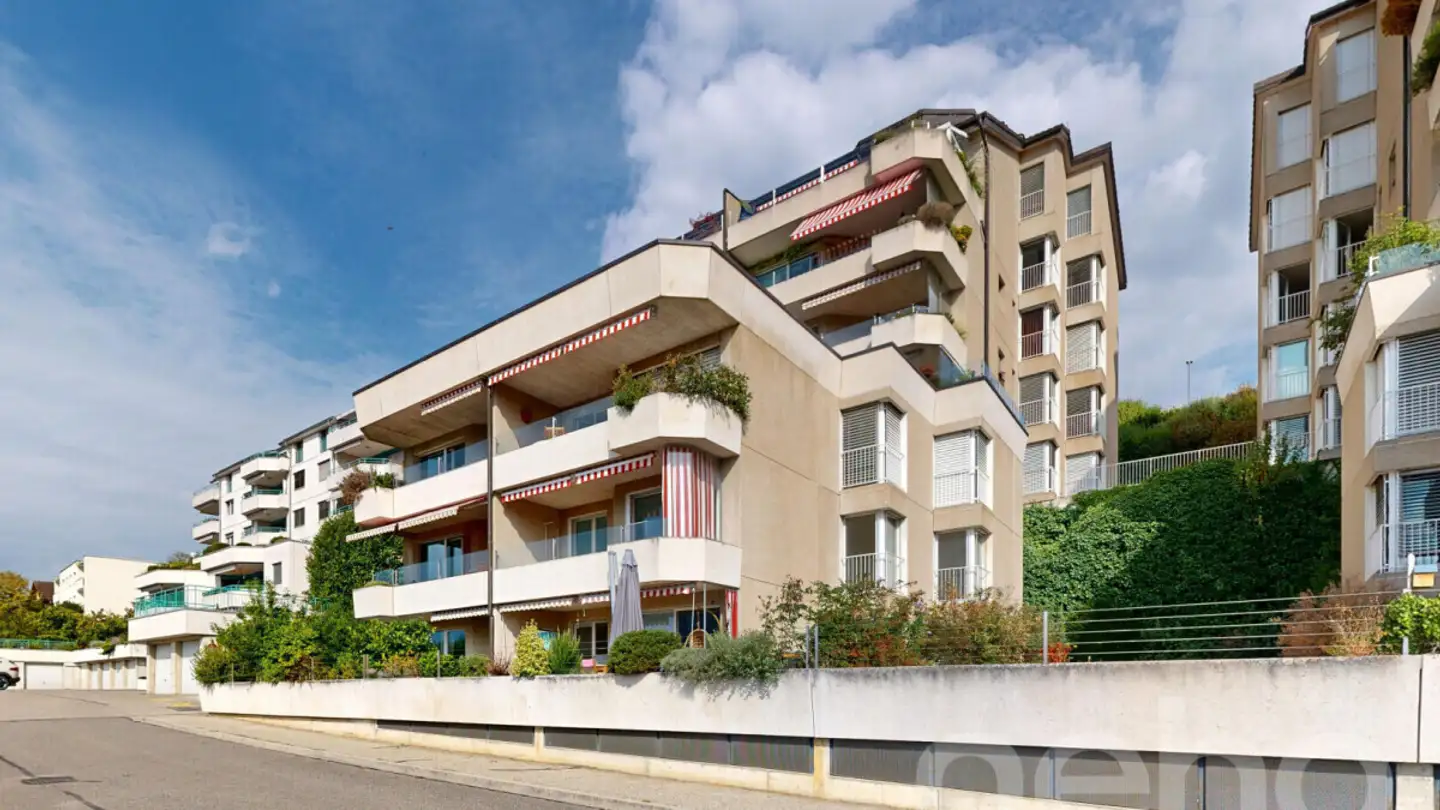 Appartamento in vendita - 2068 Hauterive NE