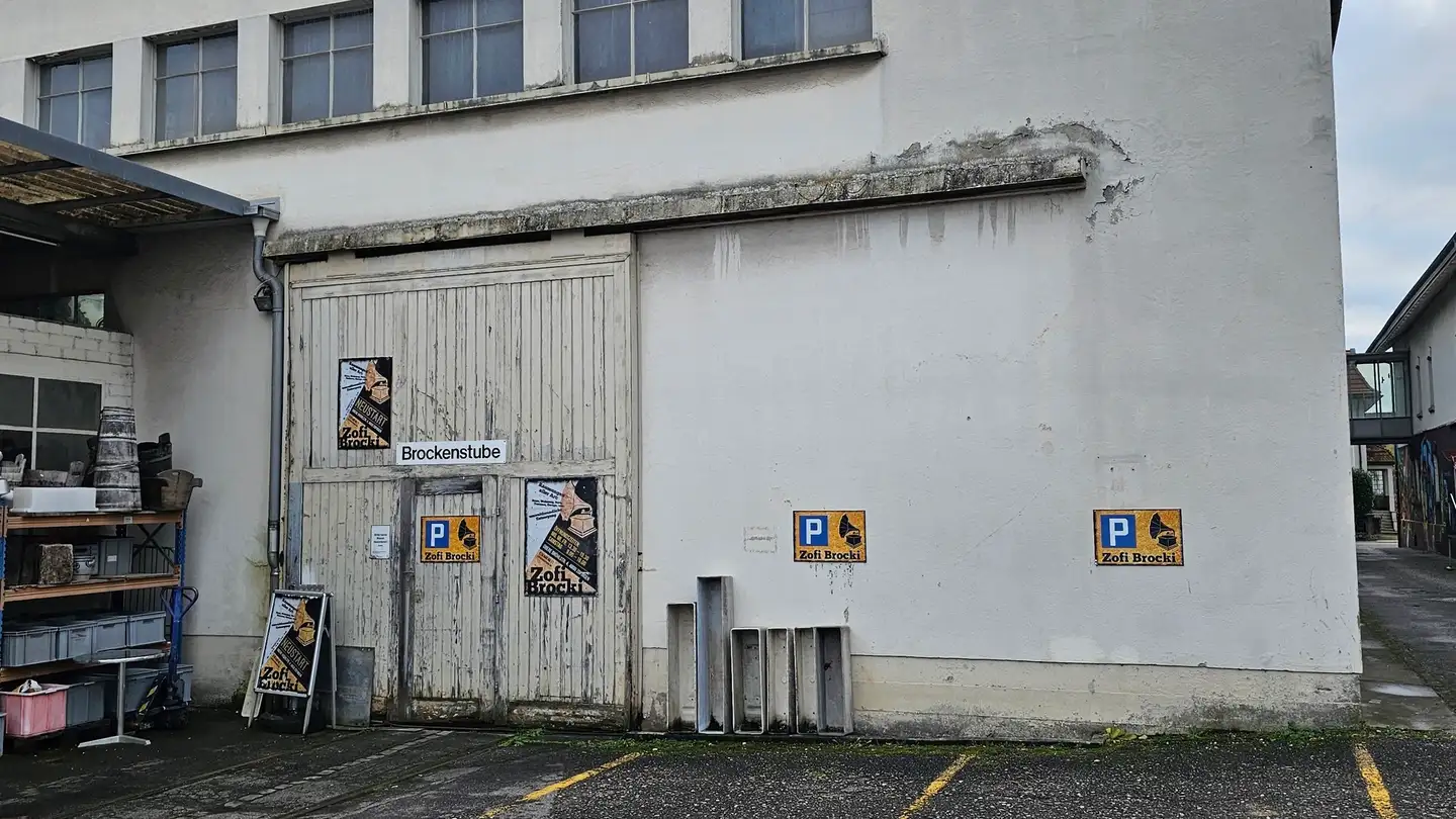 Commercial à louer - Obere Brühlstrasse, 4800 Zofingen - Photo 2
