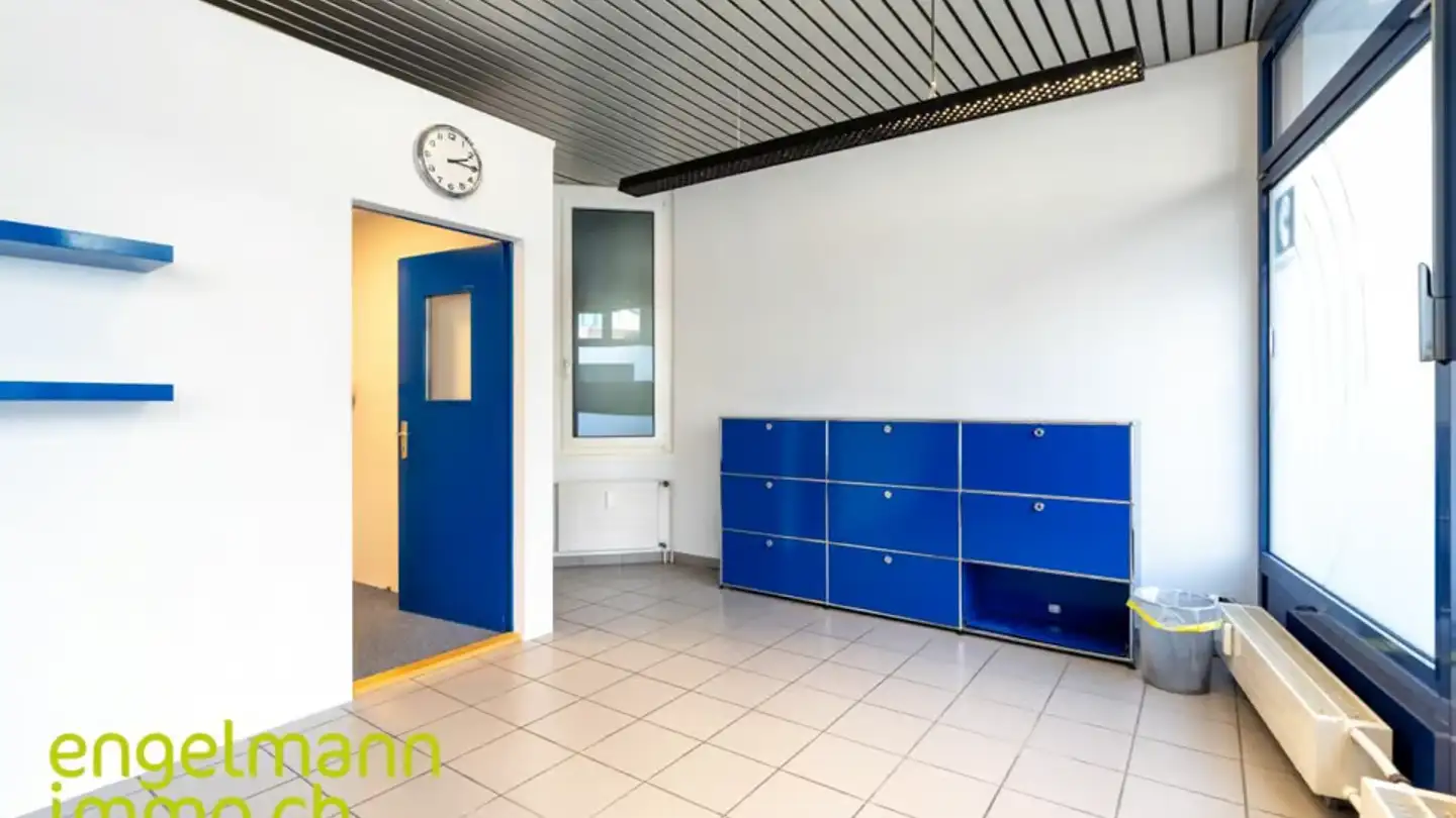 Gewerbe mieten - Rue Centrale 1, 2740 Moutier - Foto 3