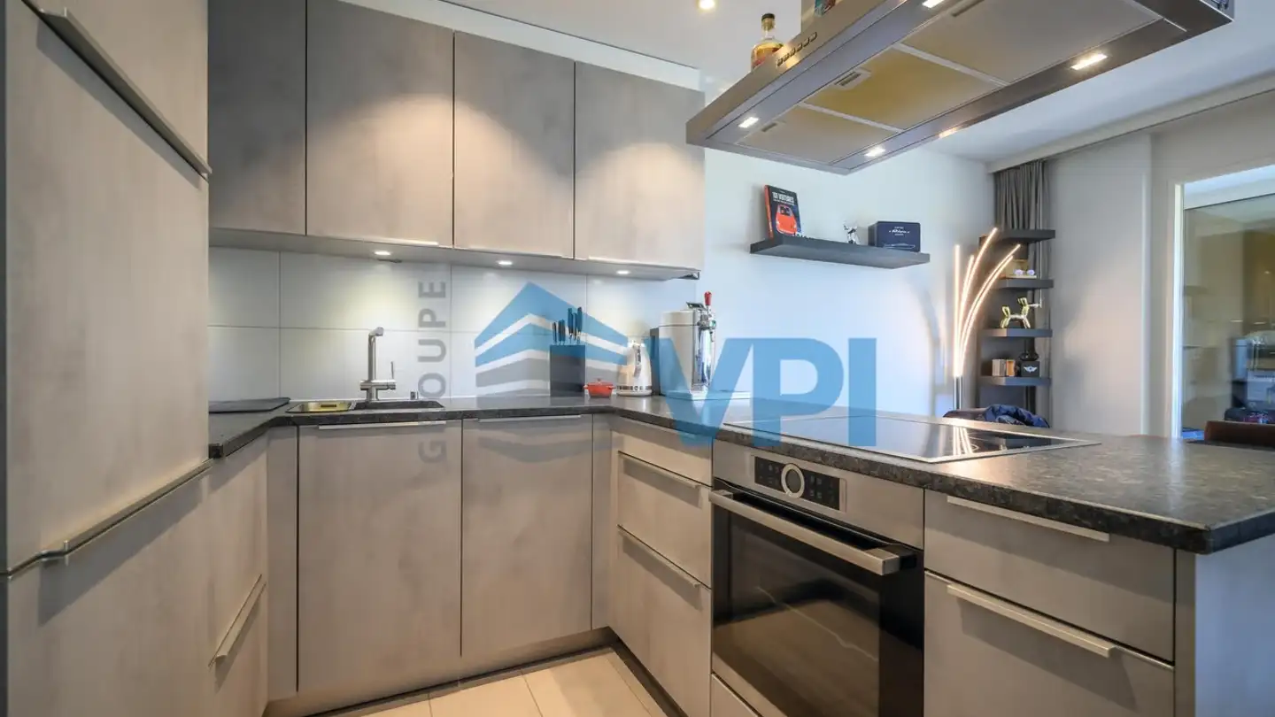 Apartment for sale - 1817 Brent - Photo 2