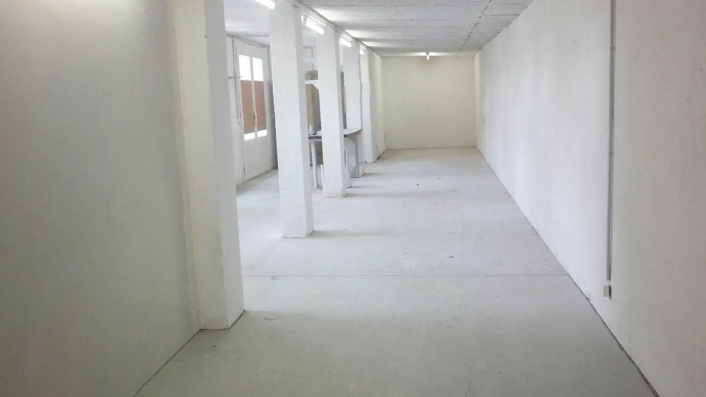 Commercial à louer - Rue De Boujean / Bözingenstrasse 146, 2504 Biel/Bienne - Photo 3