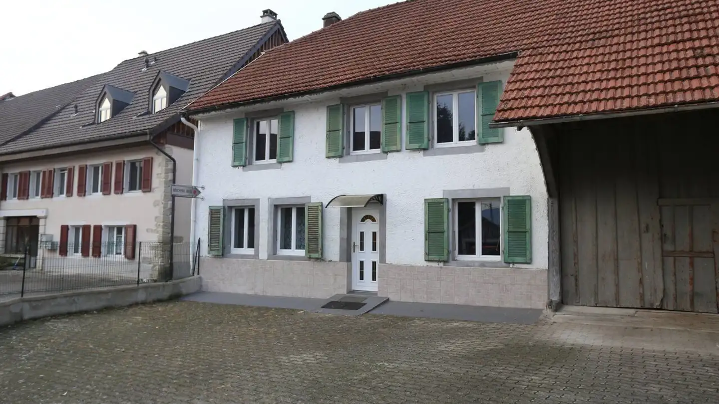 Single house for sale - 2942 Alle