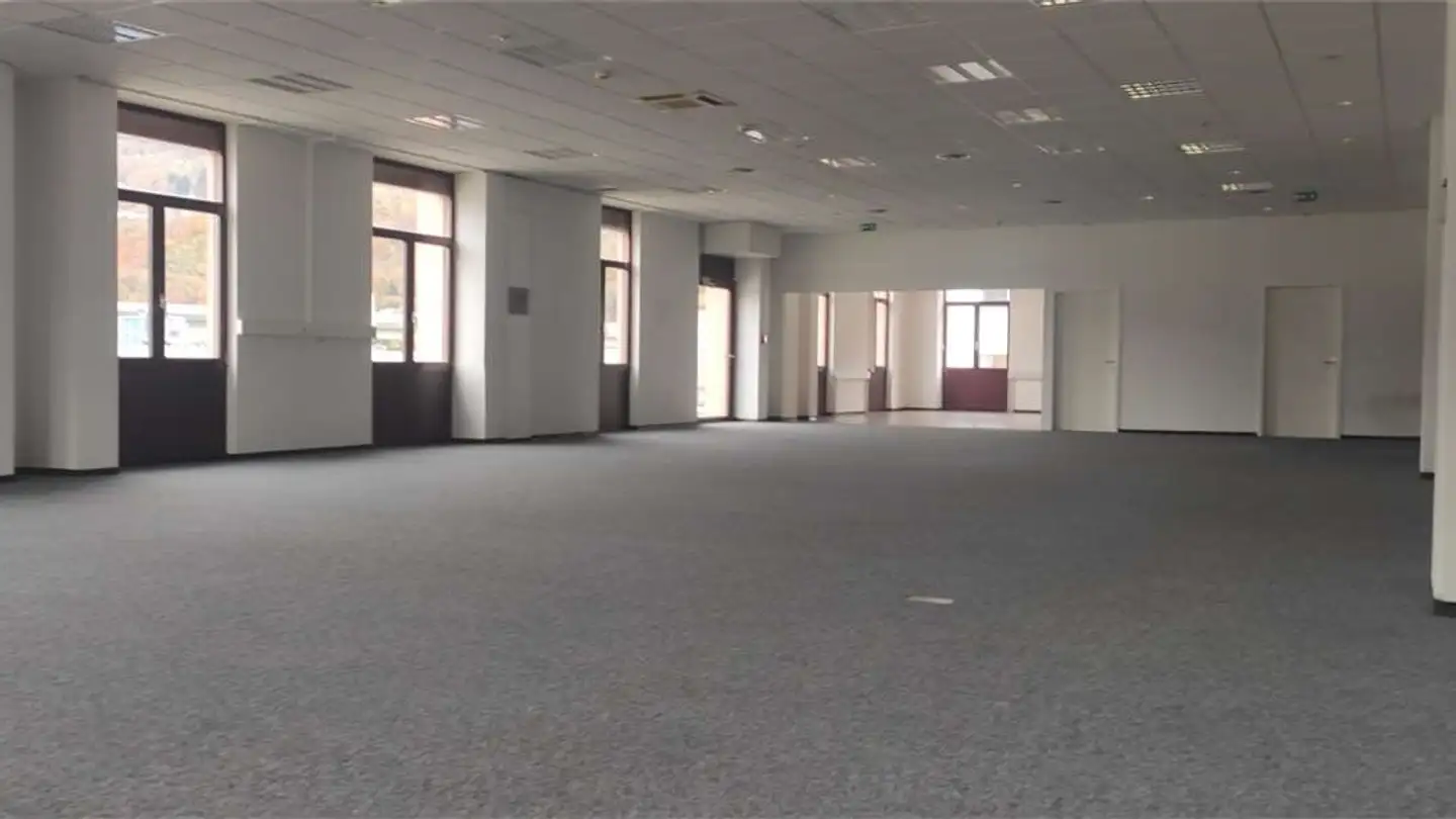 Spazio ufficio in affitto - In Tirada 34, 6528 Camorino - Photo 4