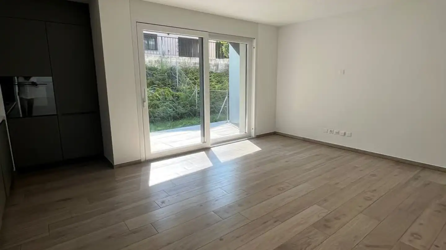 Apartment for rent - Viale Moesa 60, 6517 Arbedo - Photo 3