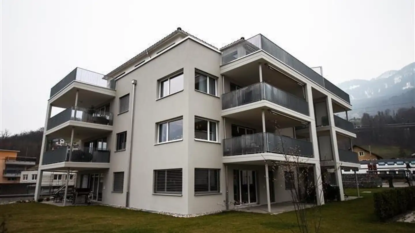 Parcheggio sotterraneo in affitto - Gostenstrasse 13, 8882 Unterterzen