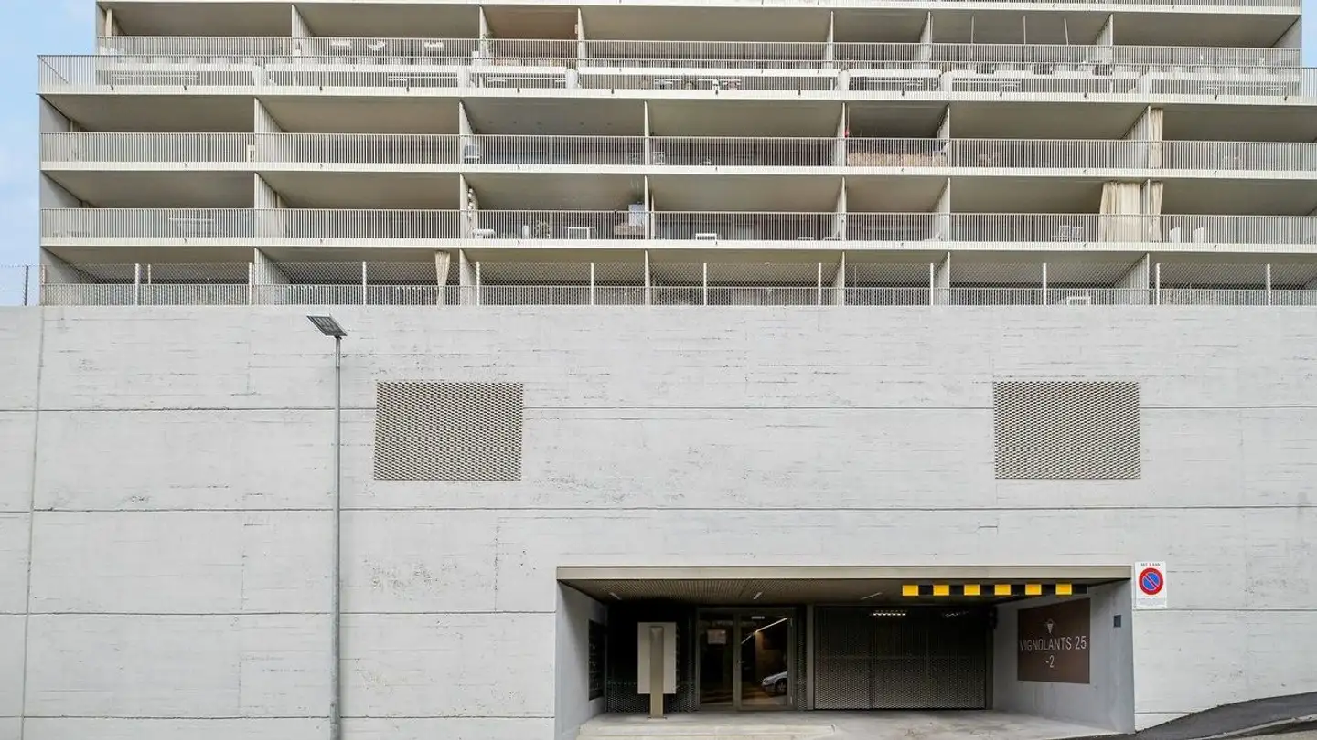 Single garage for rent - Rue Des Vignolants 25, 2000 Neuchâtel