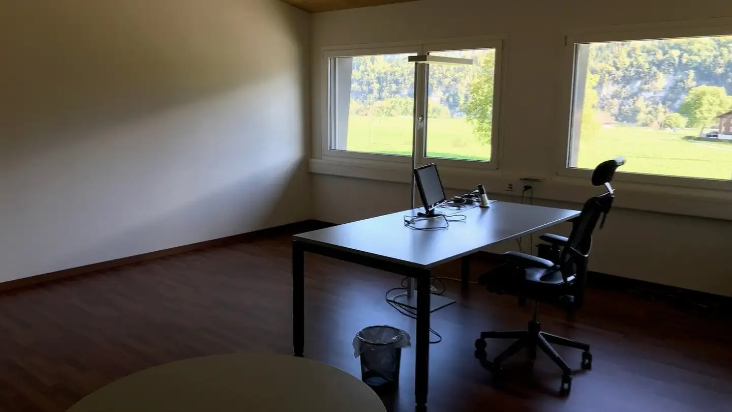 Spazio ufficio in affitto - Brünigstrasse 34, 6056 Kägiswil - Photo 2