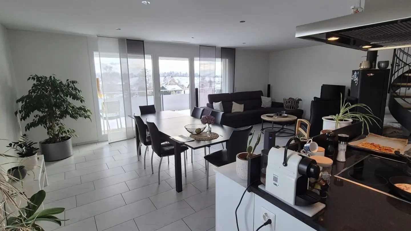 Chambre à louer - Landstrasse 25b, 8633 Wolfhausen - Photo 3