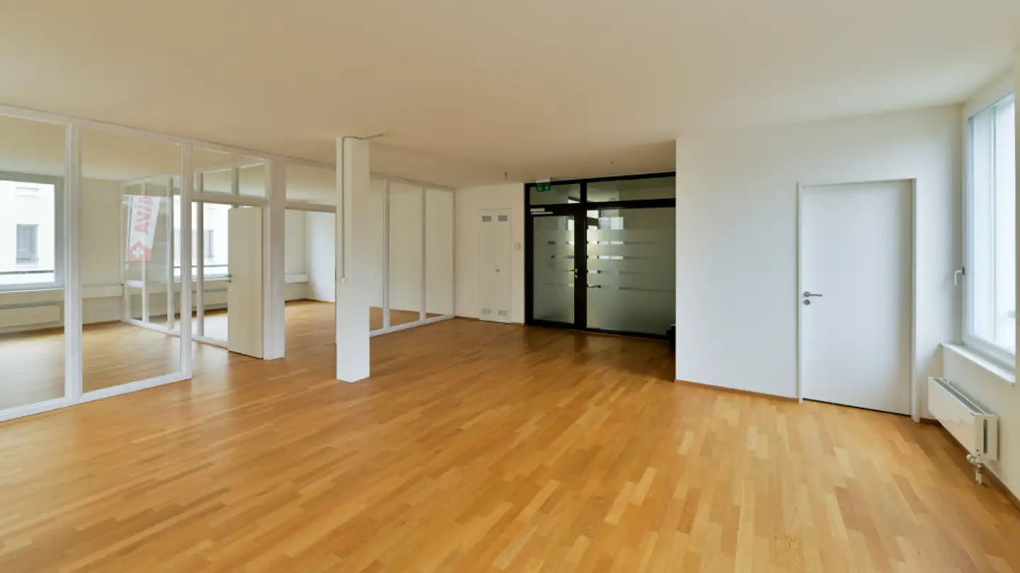 Spazio ufficio in affitto - Röhrlistrasse, 6353 Weggis - Foto 3