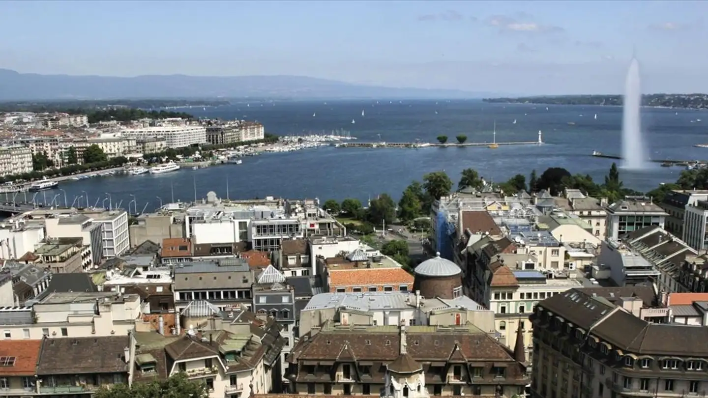 Mixed-use building for sale - 1201 Genève