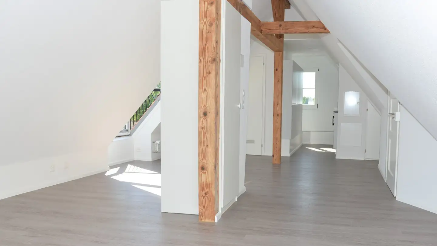 Dachgeschosswohnung mieten - Bruggweg 40, 4143 Dornach - Foto 2